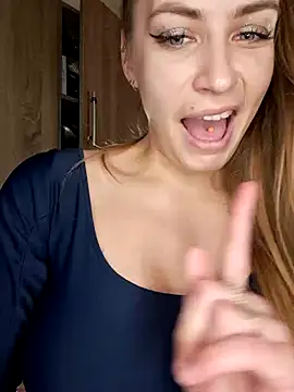 Keli Jessi online show from 4, 2, 2025