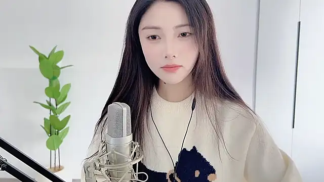 HaagenDazs  online show from 21, 2, 2025