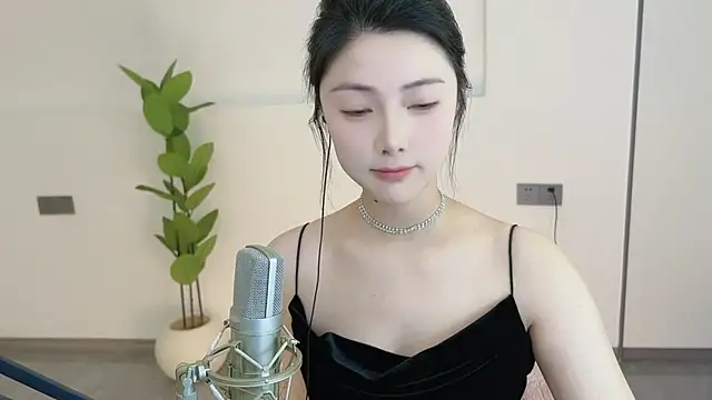 HaagenDazs  online show from 27, 2, 2025