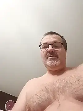 Snapshot of mike9473 chatting on 3, 12, 2025 mike9473 online show from 3, 12, 2025