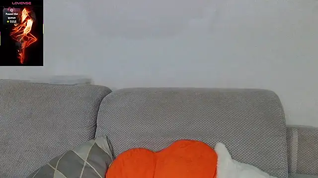 Julvka online show from 26, 9, 2025