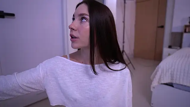 Cute Foxyxh online show from 20, 2, 2026