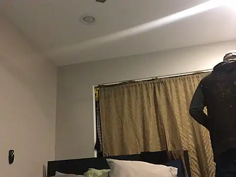 Snapshot of Londonfrotadejr chatting on 12, 12, 2024 Londonfrotadejr online show from 12, 12, 2024