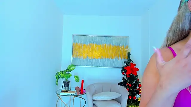 Snapshot of Carlota_peach chatting on 28, 12, 2024 Carlota peach online show from 28, 12, 2024