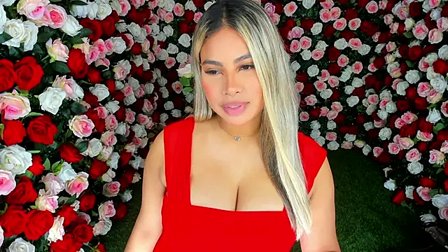 Snapshot of Carlota_peach chatting on 15, 2, 2025 Carlota peach online show from 15, 2, 2025