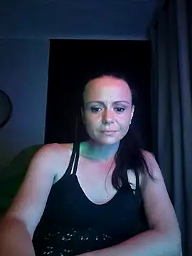 MrsBunnyBum online show from 7, 4, 2026