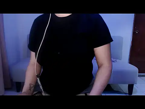YummymeowW online show from 18, 6, 2026