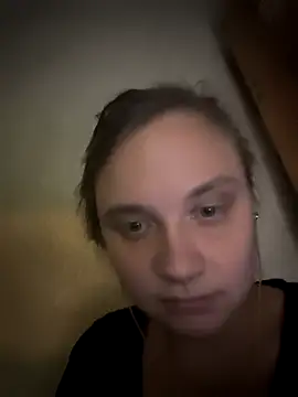 Snapshot of FrumCake chatting on 2, 12, 2025 FrumCake online show from 2, 12, 2025