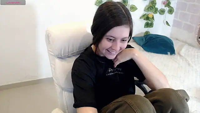 tania sweet   online show from 19, 10, 2025