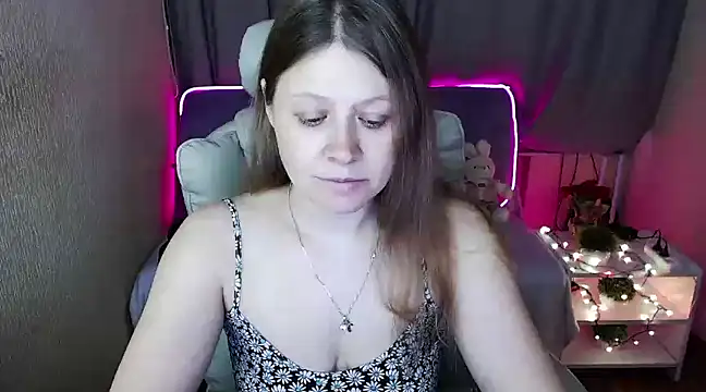 alekasamui online show from 28, 1, 2025