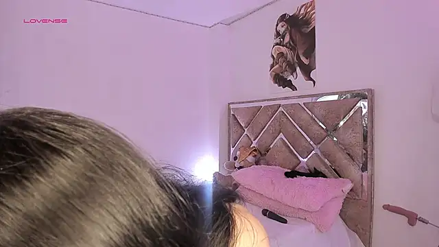 Snapshot of GoddessLinda04 chatting on 8, 12, 2024 GoddessLinda04 online show from 8, 12, 2024