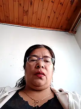 Snapshot of __valentina18 chatting on 11, 12, 2024   valentina18 online show from 11, 12, 2024