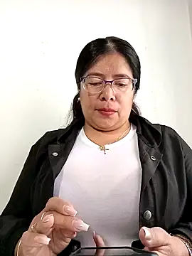 Snapshot of __valentina18 chatting on 19, 3, 2025   valentina18 online show from 19, 3, 2025