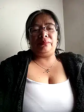 Snapshot of __valentina18 chatting on 19, 3, 2025   valentina18 online show from 19, 3, 2025