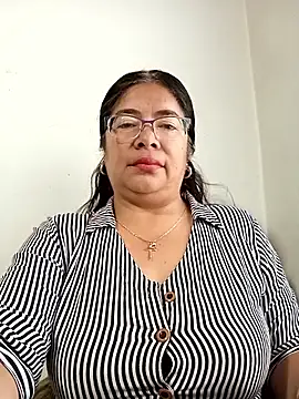 Snapshot of __valentina18 chatting on 23, 9, 2025   valentina18 online show from 23, 9, 2025