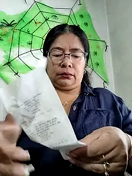 Snapshot of __valentina18 chatting on 17, 10, 2025   valentina18 online show from 17, 10, 2025