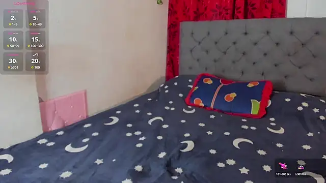 Snapshot of ashantib19 chatting on 28, 10, 2025 ashantib19 online show from 28, 10, 2025