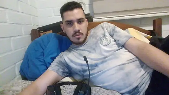 hung weeb online show from 22, 1, 2025