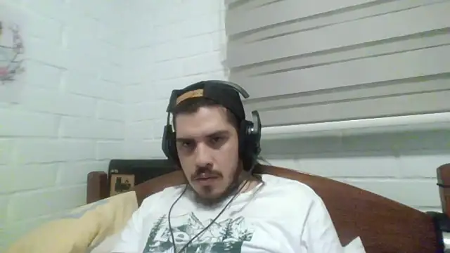 hung weeb online show from 6, 2, 2025