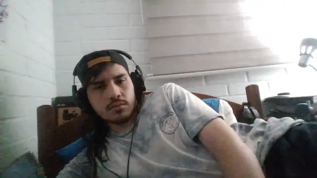 hung weeb online show from 19, 2, 2025