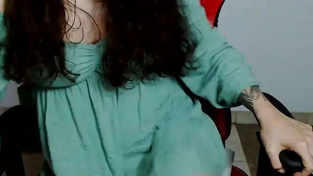 Snapshot of Nikkykora15 chatting on 6, 12, 2024 Nikkykora15 online show from 6, 12, 2024