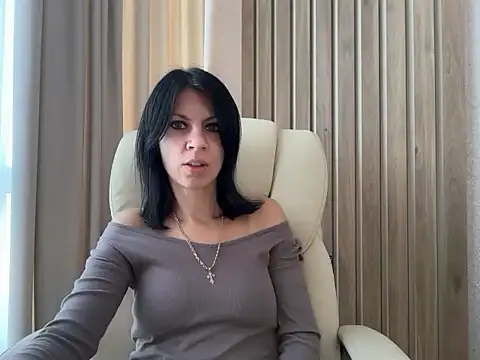 Snapshot of InjaAtHome chatting on 22, 9, 2025 InjaAtHome online show from 22, 9, 2025