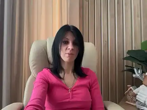 Snapshot of InjaAtHome chatting on 22, 12, 2025 InjaAtHome online show from 22, 12, 2025