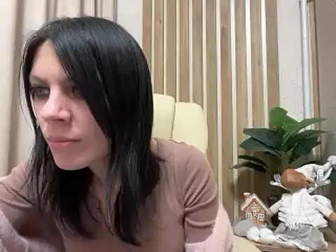 Snapshot of InjaAtHome chatting on 15, 1, 2026 InjaAtHome online show from 15, 1, 2026