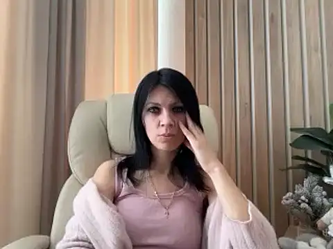 Snapshot of InjaAtHome chatting on 7, 2, 2026 InjaAtHome online show from 7, 2, 2026