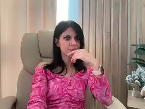 Snapshot of InjaAtHome chatting on 28, 2, 2026 InjaAtHome online show from 28, 2, 2026