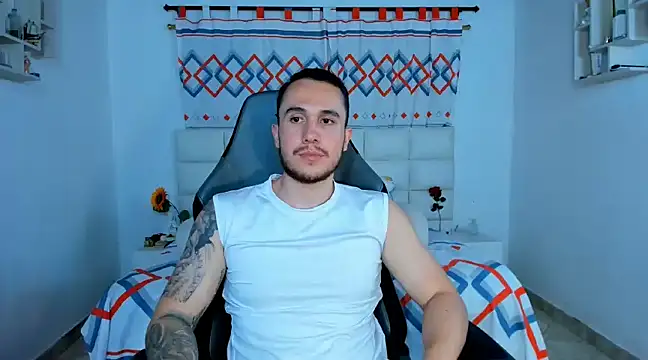 Snapshot of juan__jimenez chatting on 12, 12, 2024 juan jimenez online show from 12, 12, 2024