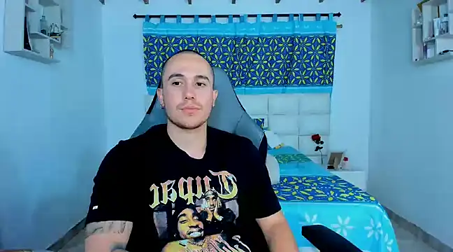 Snapshot of juan__jimenez chatting on 25, 1, 2025 juan jimenez online show from 25, 1, 2025