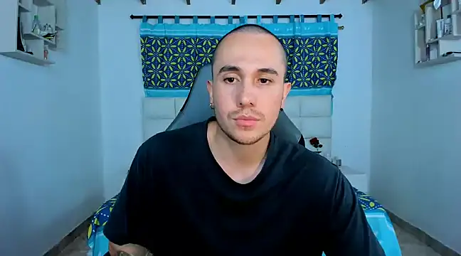 Snapshot of juan__jimenez chatting on 10, 2, 2025 juan jimenez online show from 10, 2, 2025