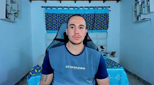 Snapshot of juan__jimenez chatting on 19, 2, 2025 juan jimenez online show from 19, 2, 2025