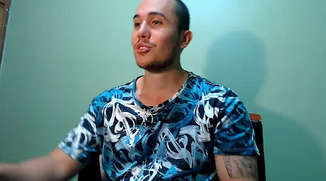 Snapshot of juan__jimenez chatting on 22, 2, 2025 juan jimenez online show from 22, 2, 2025