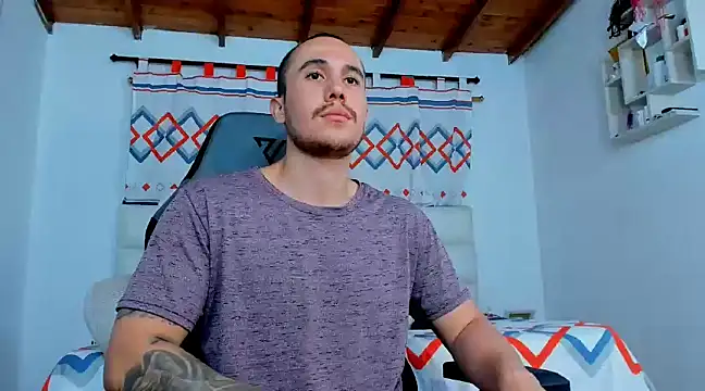 Snapshot of juan__jimenez chatting on 7, 3, 2025 juan jimenez online show from 7, 3, 2025