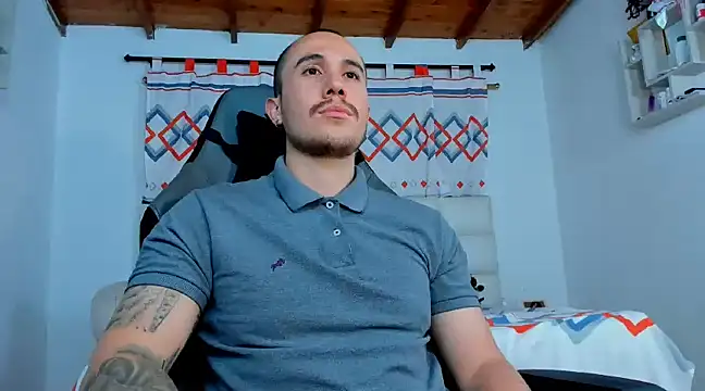 Snapshot of juan__jimenez chatting on 13, 3, 2025 juan jimenez online show from 13, 3, 2025