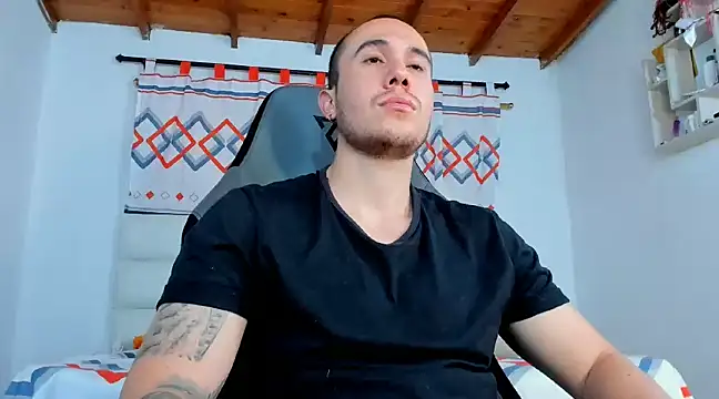 Snapshot of juan__jimenez chatting on 18, 3, 2025 juan jimenez online show from 18, 3, 2025