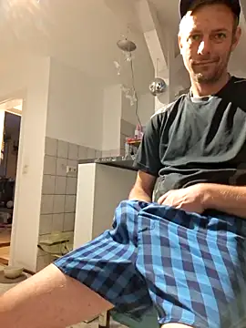 Snapshot of Percy_ohv chatting on 8, 10, 2025 Percy ohv online show from 8, 10, 2025