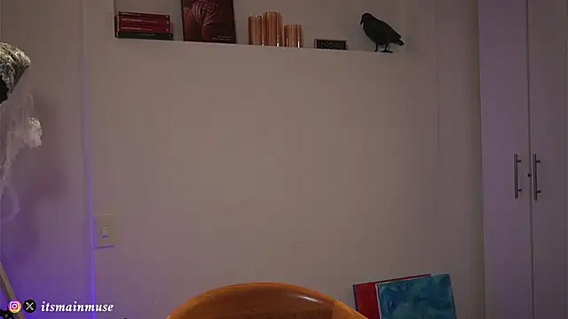 Snapshot of raphttalia_ chatting on 24, 10, 2025 raphttalia online show from 24, 10, 2025