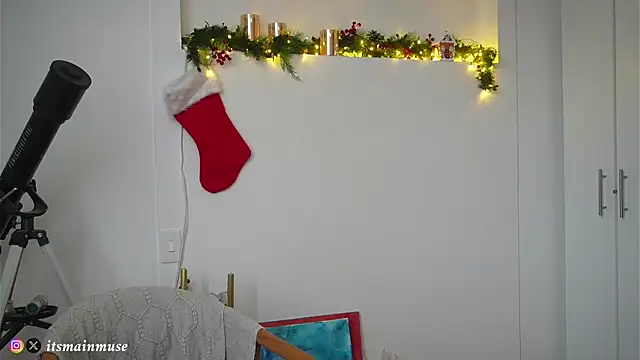 Snapshot of raphttalia_ chatting on 18, 12, 2025 raphttalia online show from 18, 12, 2025