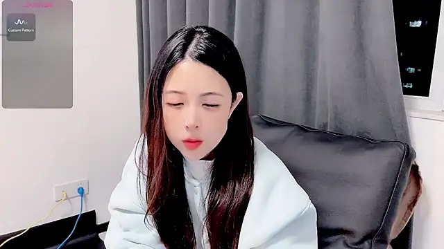 candy-yiyi online show from 30, 3, 2026