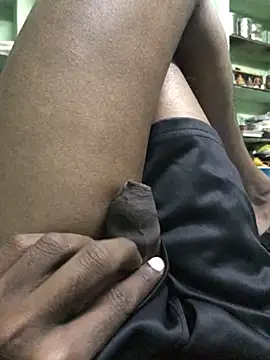 Snapshot of anjaanarun chatting on 10, 3, 2025 anjaanarun online show from 10, 3, 2025