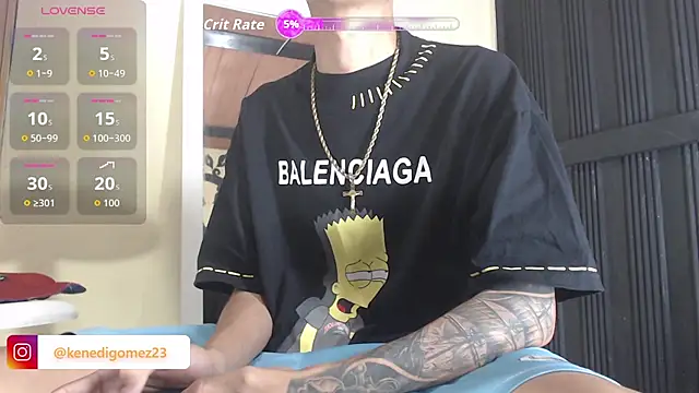 Snapshot of GaboReyes chatting on 12, 11, 2025 GaboReyes online show from 12, 11, 2025