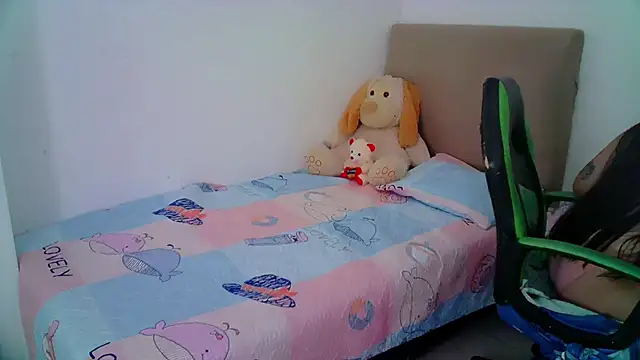 Snapshot of _alicia_z chatting on 18, 1, 2025 alicia z online show from 18, 1, 2025