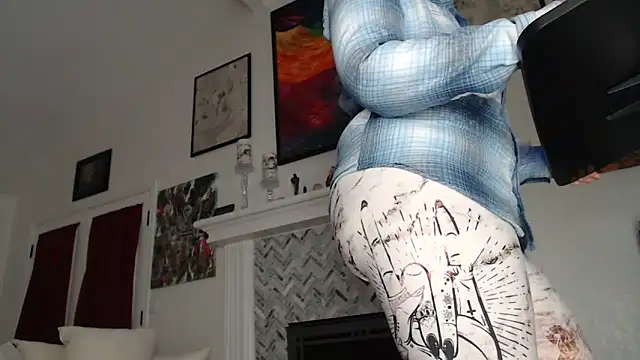 AuroraWillows online show from 19, 2, 2025