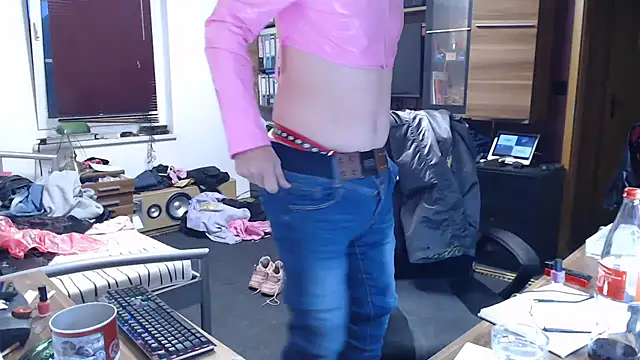 Fem-Boy40 online show from 31, 5, 2026