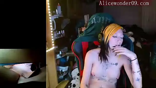 alicewonder09 online show from 18, 12, 2024