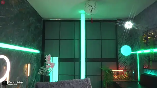 Snapshot of alessa_goreng chatting on 2, 2, 2025 alessa goreng online show from 2, 2, 2025