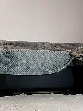 Snapshot of Viola_sweet_honey chatting on 13, 11, 2025 Viola sweet honey online show from 13, 11, 2025